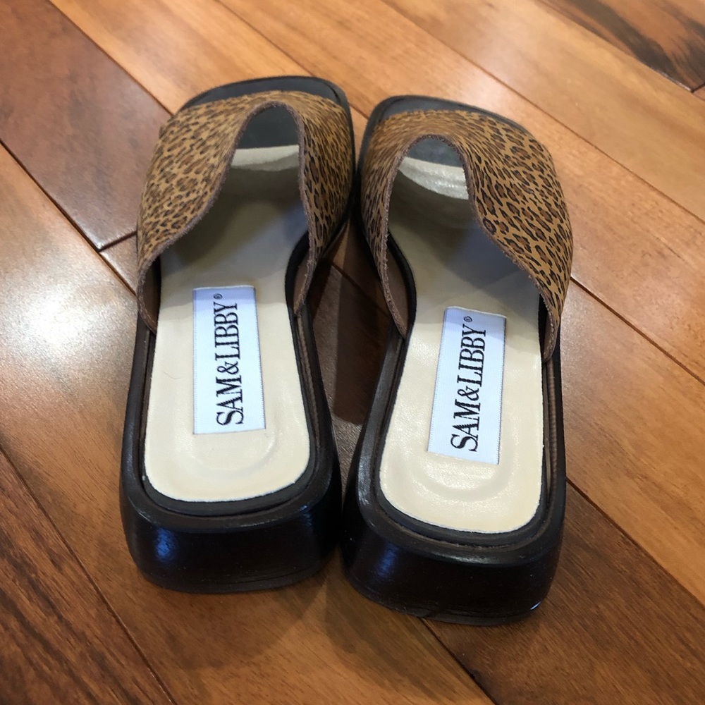 Sam & Libby Leopard Print Flip Flops - Picture 3 of 7